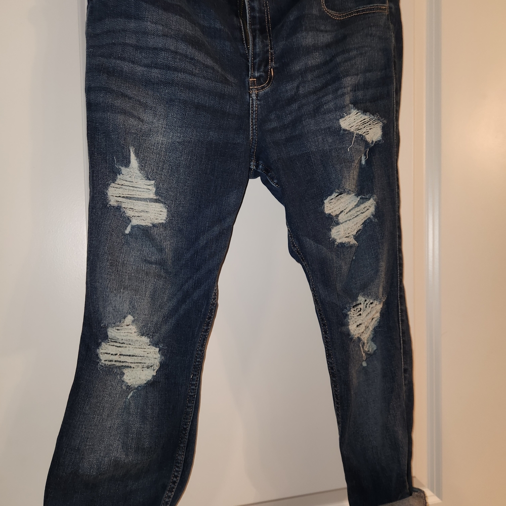 Hollister Women's Distressed Dark Blue Skinny Jeans